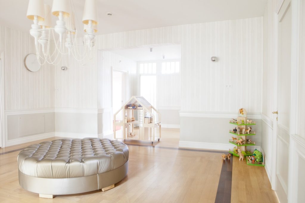 clutter free home